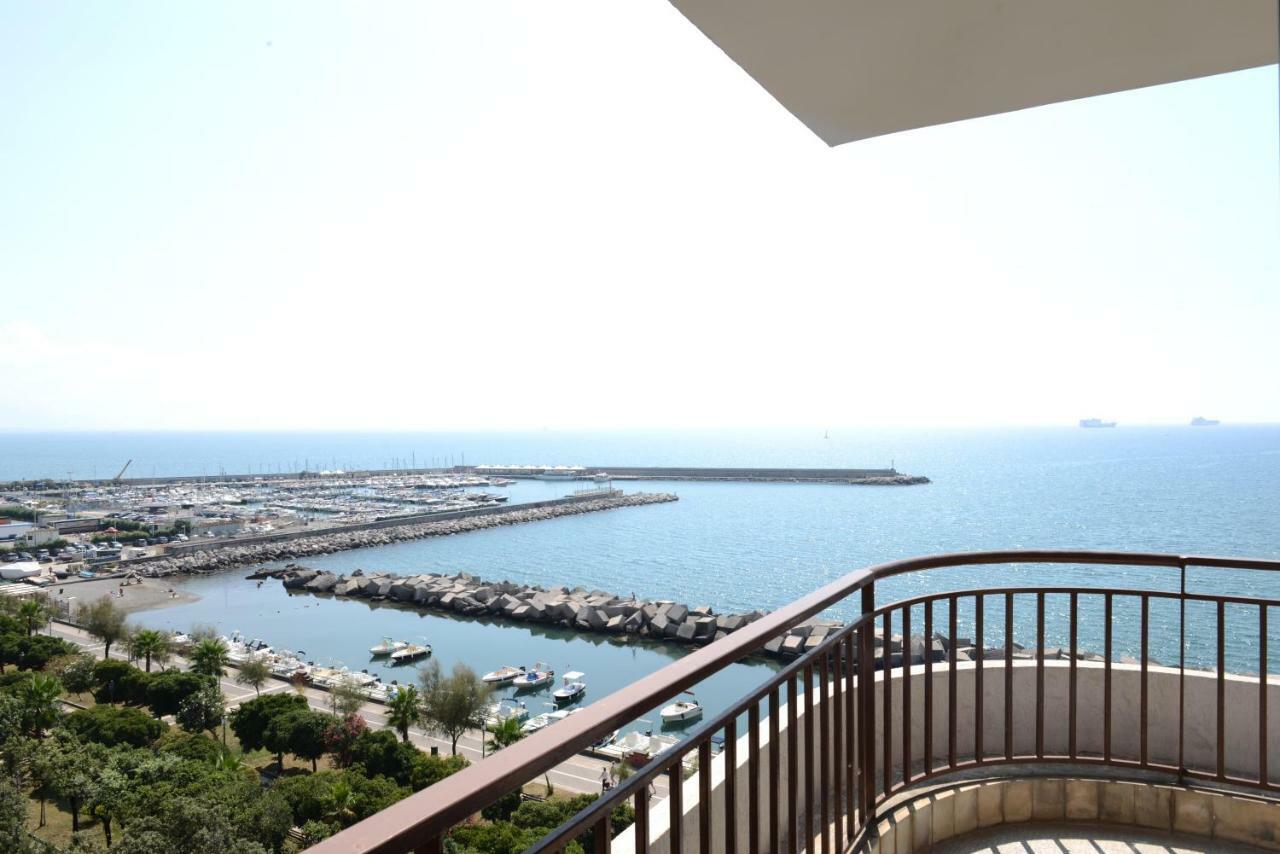Bed and Breakfast Attico 195 Salerno Exterior foto